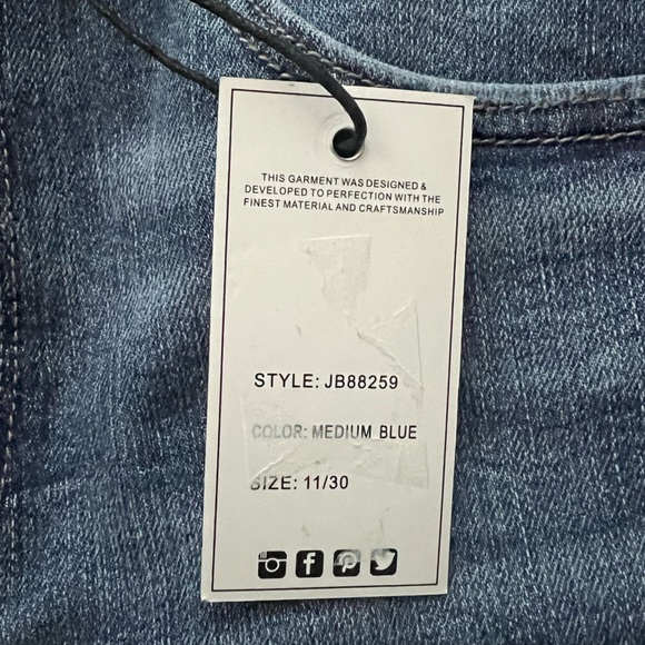 Judy Blue JB88259 High Rise Relaxed Fit Raw Hem Jeans in Medium Wash - Picture 9 of 12